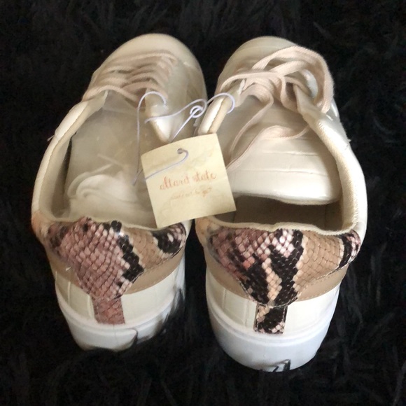Altar’d State White/Blush/Snakeskin Sneakers - Picture 4 of 8
